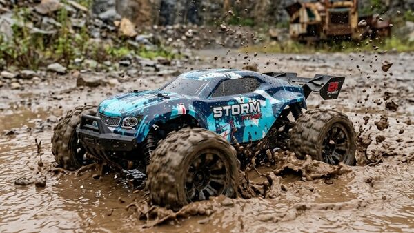 Truggy RC Kinetic-X 3S Storm vert boue carrière projection bashing