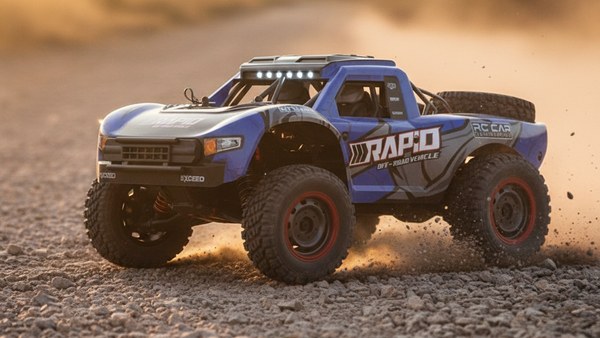 Dash-390 Bleu franchissement bosses suspensions articulation indépendante off-road